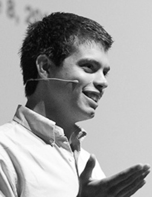 PAU GARCIA MILÀ